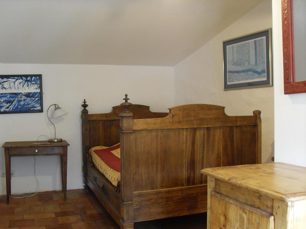 Chambre D'Hotes Les Bienvenus Lagrasse Exterior foto